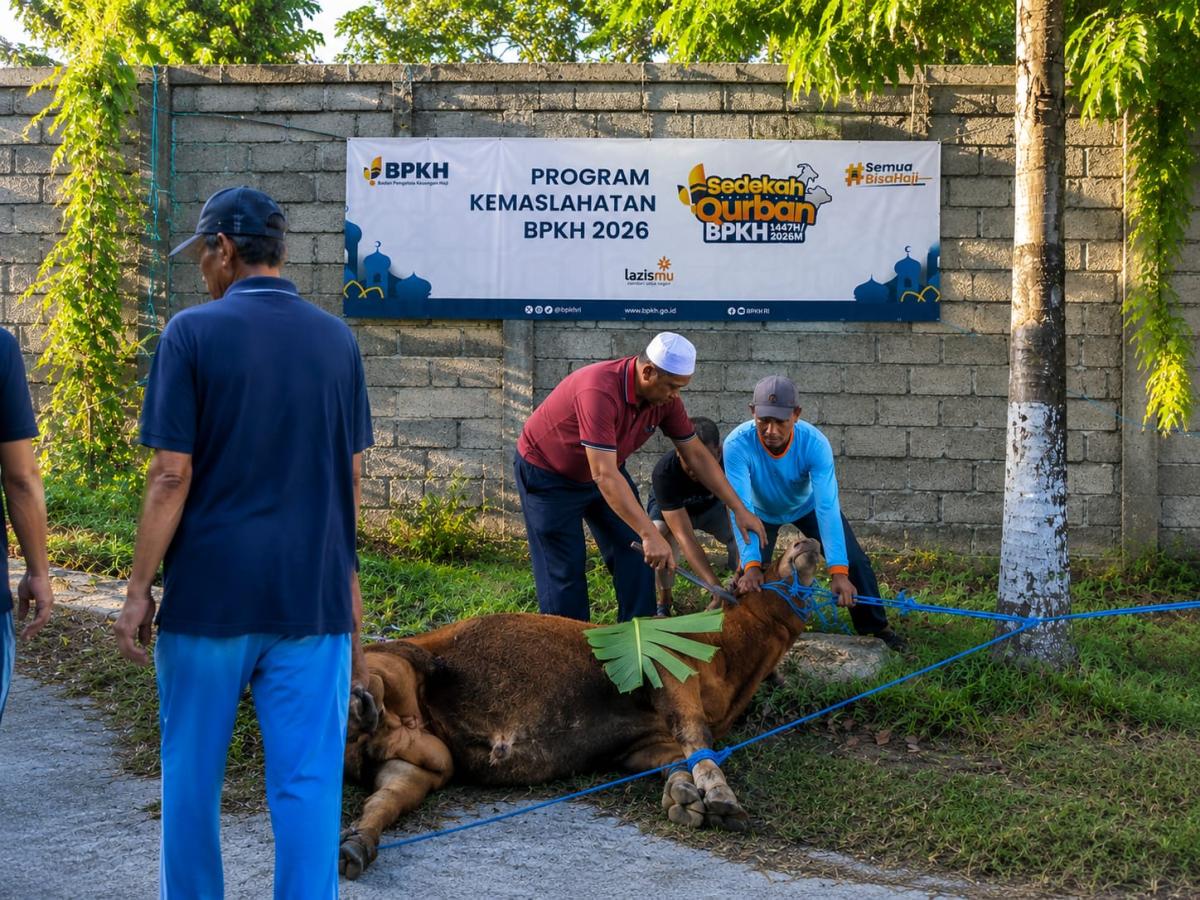 BPKH Bersama Lazismu Salurkan Hewan Kurban untuk Dua Lembaga di Tulungagung